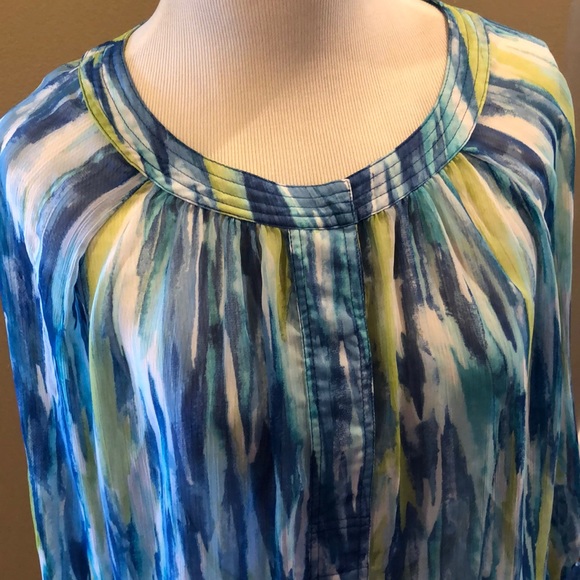 Chico’s watercolor print blouse. Size Large - Picture 2 of 8